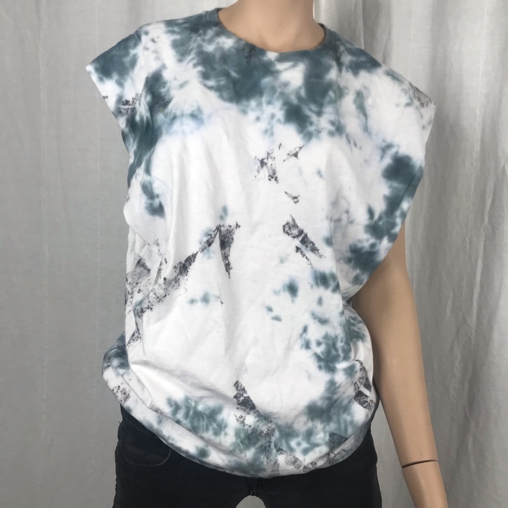 UNI QLO muscle tee